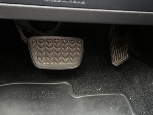 Used 2018 Toyota 4Runner Limited image 38