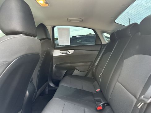 Certified 2024 Kia Forte LXS w/ LXS Technology Package FWD image 22