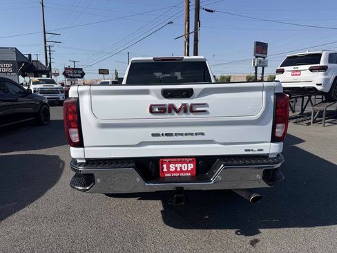 Used 2022 GMC Sierra 3500 SLE w/ Driver Alert Package I AWD/4WD image 4