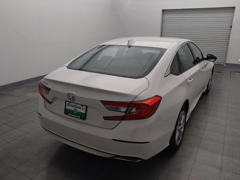 Used 2018 Honda Accord LX image 7