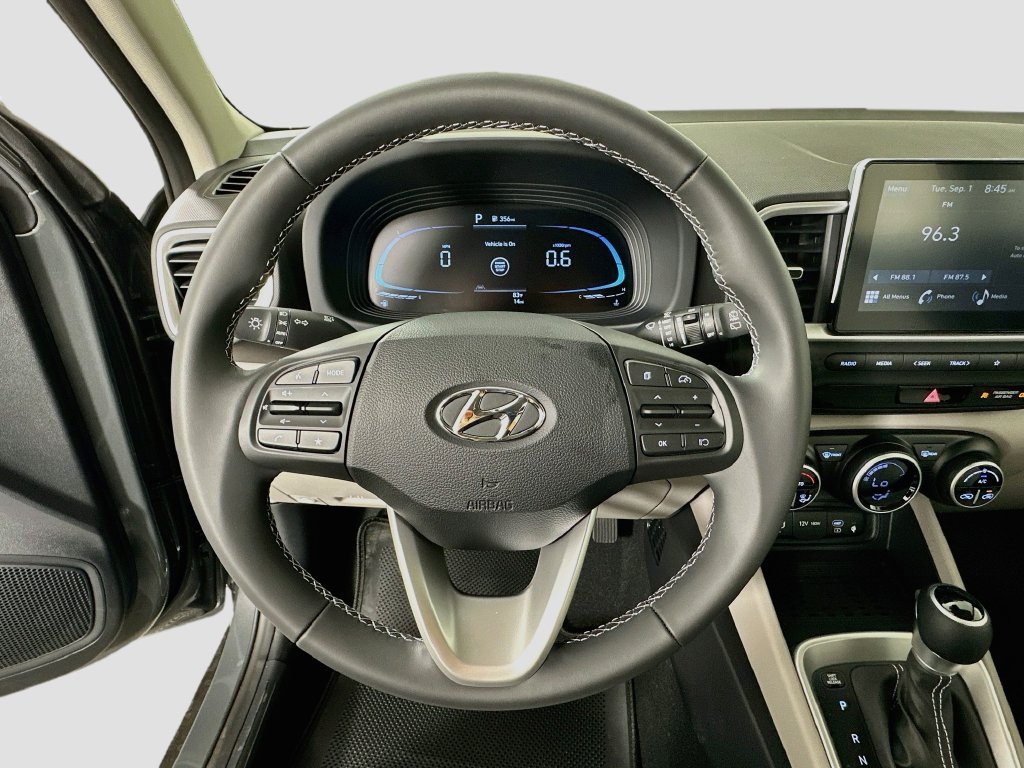 New 2026 Hyundai Venue SEL FWD image 10