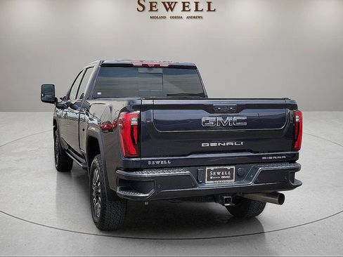 Used 2025 GMC Sierra 2500 Denali Ultimate AWD/4WD image 3