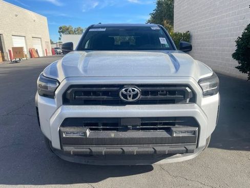 Used 2025 Toyota 4Runner SR5 AWD/4WD image 2