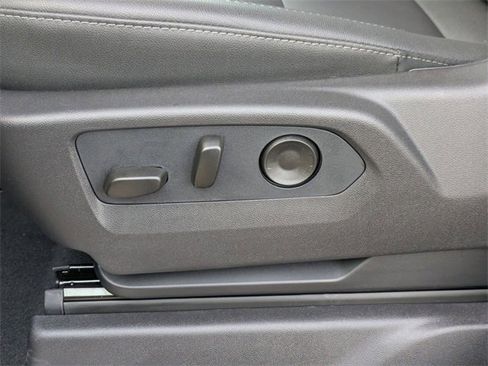 New 2026 Chevrolet Silverado 3500 LT image 12