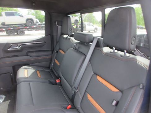 New 2026 GMC Sierra 1500 AT4 AWD/4WD image 17