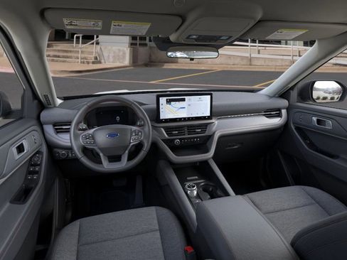 New 2025 Ford Explorer Active image 11