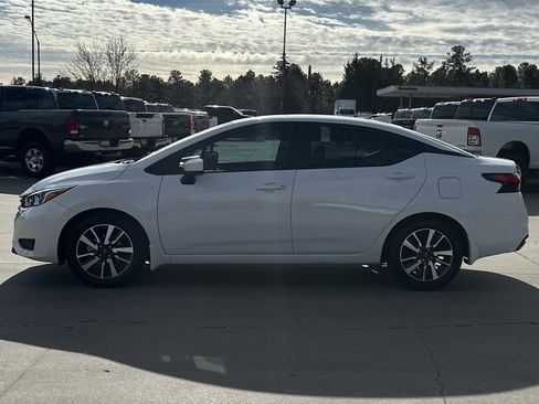 Used 2024 Nissan Versa SV w/ Trunk Package image 6
