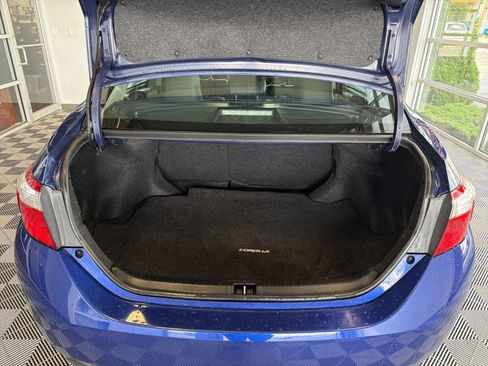 Used 2014 Toyota Corolla S image 11