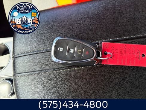 Used 2023 Chevrolet Blazer LT FWD image 28
