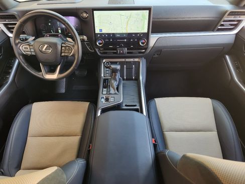 Used 2024 Lexus GX 550 AWD/4WD image 47