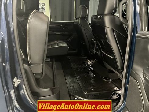 Used 2023 RAM 1500 Limited w/ Body Color Bumper Group AWD/4WD image 34