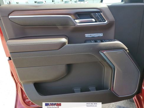 Used 2024 GMC Sierra 1500 Denali AWD/4WD image 19