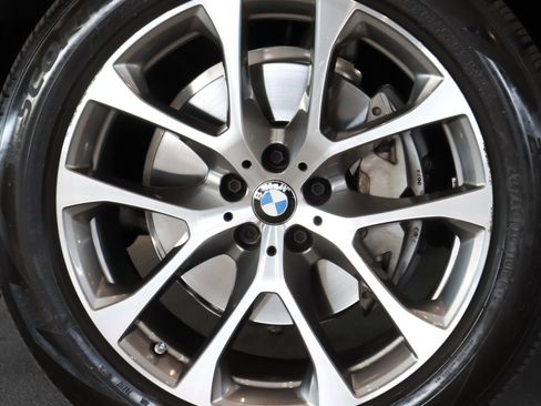 Used 2025 BMW X5 sDrive40i w/ Parking Assistance Package image 4