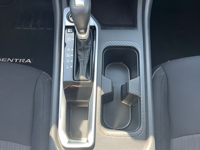 Used 2025 Nissan Sentra SV FWD image 29