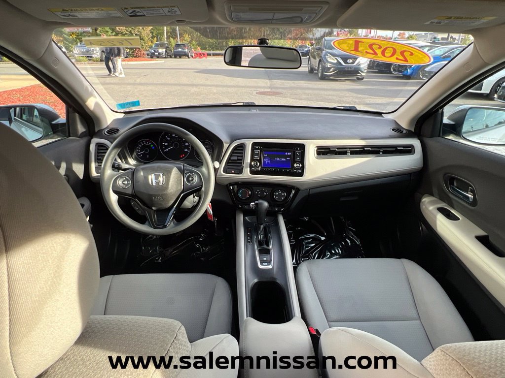 Used 2021 Honda HR-V LX image 17