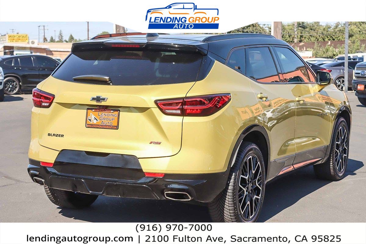 Used 2023 Chevrolet Blazer RS w/ Driver Confidence II Package FWD image 4