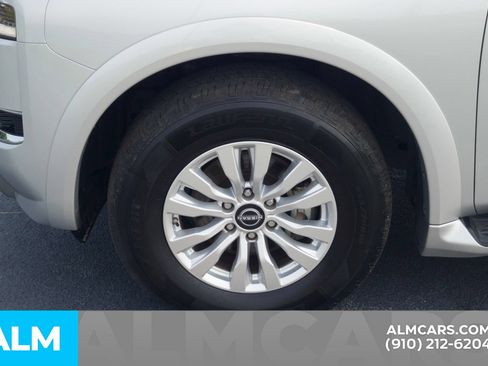 Used 2024 Nissan Armada SV RWD image 12