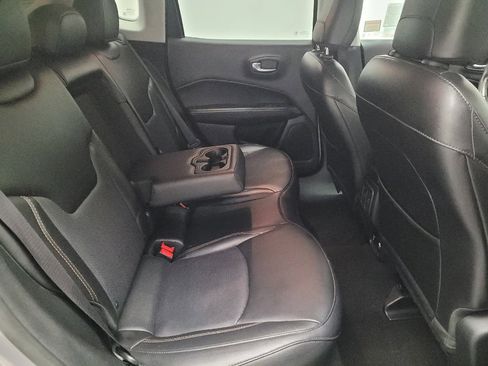 Used 2019 Jeep Compass Limited image 19