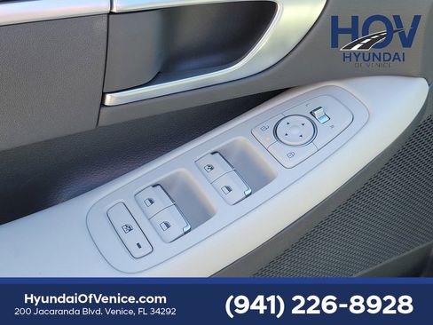 Certified 2025 Hyundai Sonata SE image 28