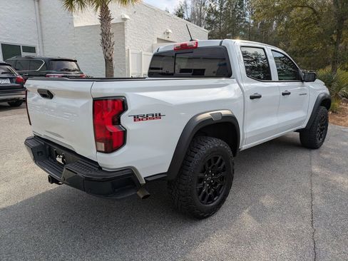 Certified 2024 Chevrolet Colorado Trail Boss w/ Technology Package image 4