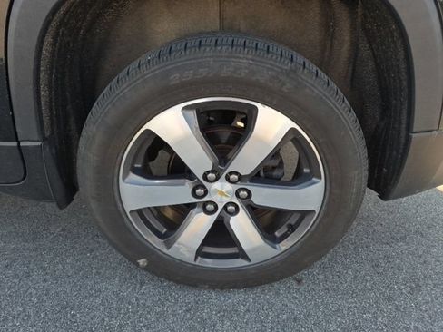 Used 2018 Chevrolet Traverse LT AWD/4WD image 9