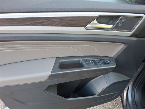 Used 2022 Volkswagen Atlas SE image 10