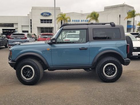 Certified 2021 Ford Bronco Badlands AWD/4WD image 4