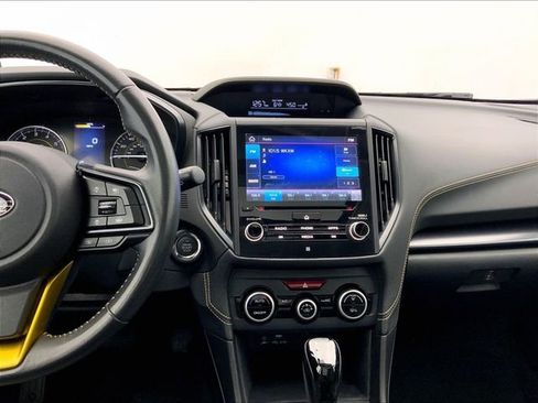 Used 2022 Subaru Crosstrek 2.5i Sport w/ Moonroof Package AWD/4WD image 15