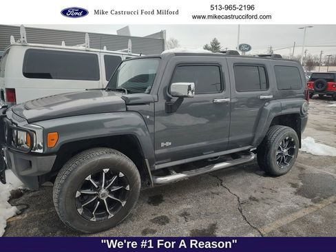 Used 2008 HUMMER H3 w/ Chrome Appearance Package image 1