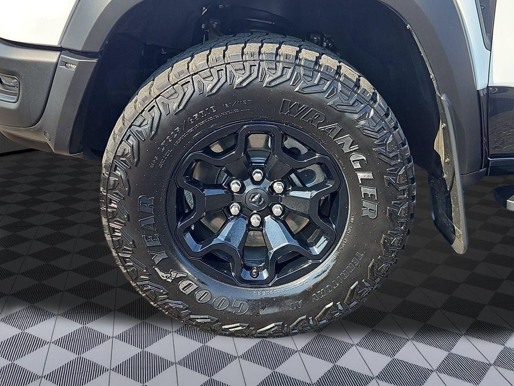 Used 2025 RAM 1500 RHO AWD/4WD image 35