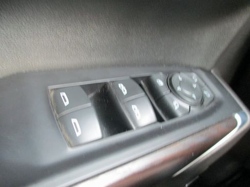 Used 2020 GMC Sierra 1500 SLT w/ SLT Premium Plus Package image 24