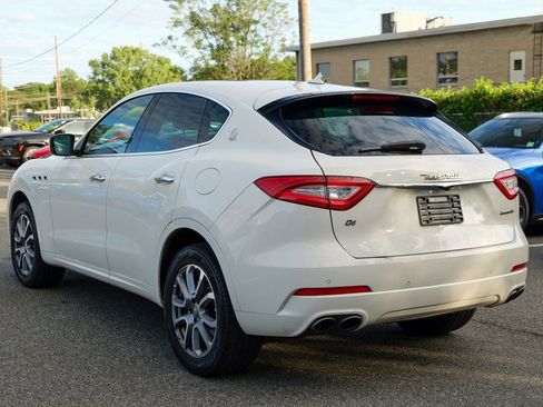 Used 2019 Maserati Levante AWD/4WD image 5