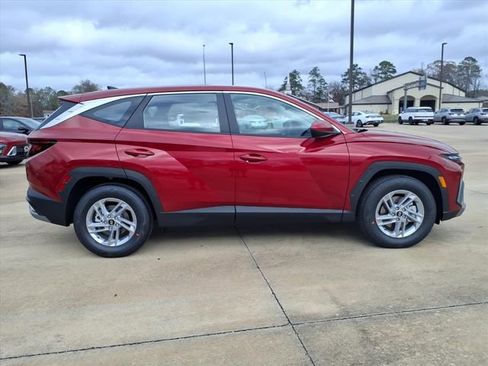 New 2026 Hyundai Tucson SE image 2