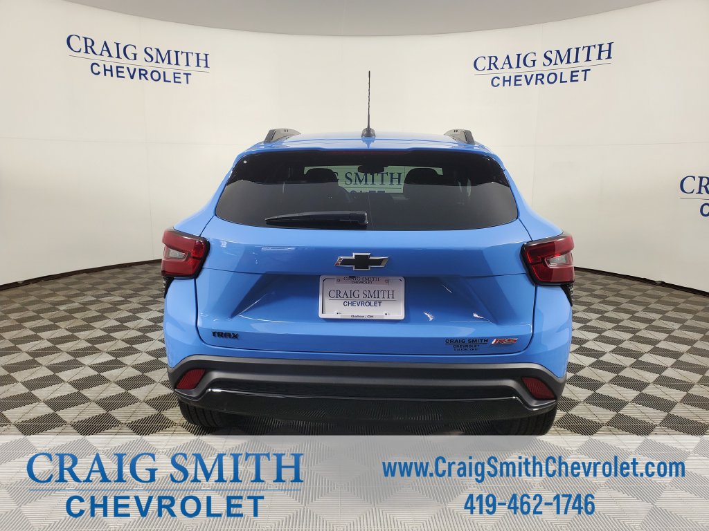 Used 2024 Chevrolet Trax RS FWD image 4