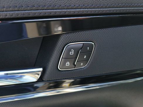 Certified 2023 Lincoln Nautilus FWD image 18