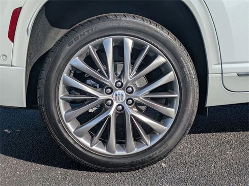 New 2026 Buick Enclave Avenir w/ Super Cruise Package image 12