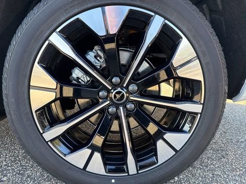 New 2026 Volvo XC60 B5 Plus w/ Protection Package Premier image 5