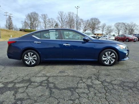 Used 2019 Nissan Altima 2.5 S image 3
