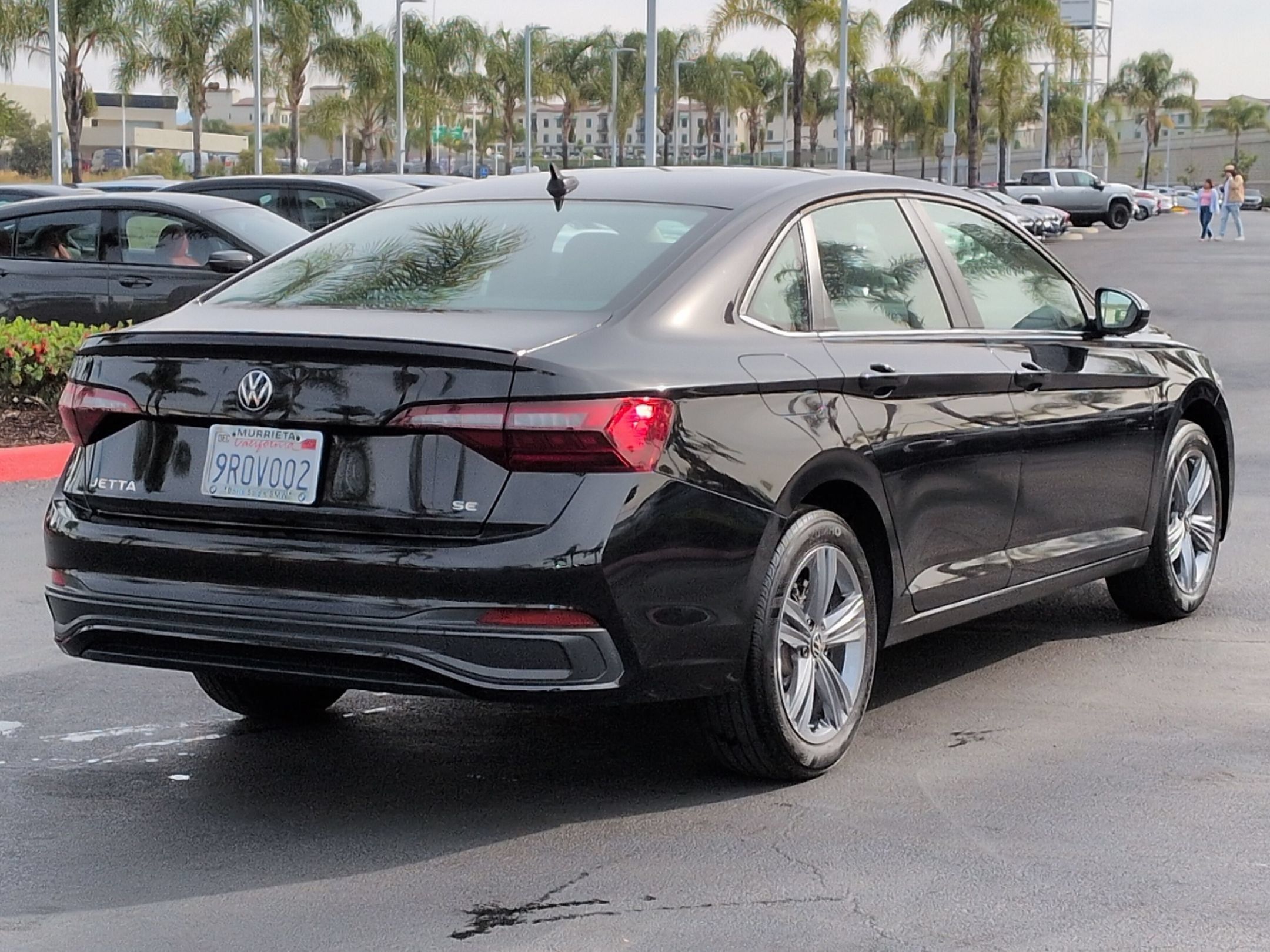 Used 2024 Volkswagen Jetta SE FWD image 9