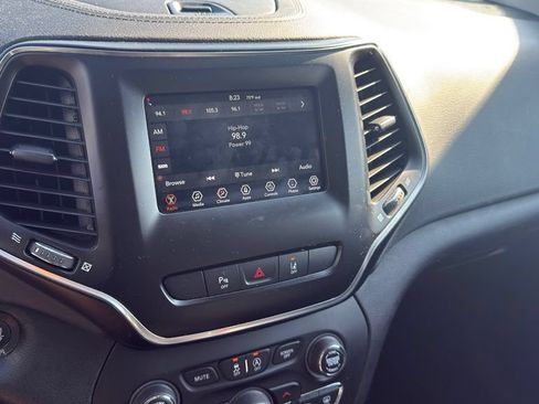 Used 2021 Jeep Cherokee Latitude Lux AWD/4WD image 12