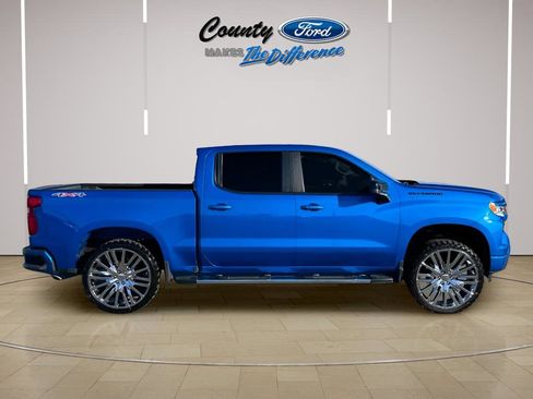 Used 2023 Chevrolet Silverado 1500 RST w/ LPO, Dark Essentials Package AWD/4WD image 6