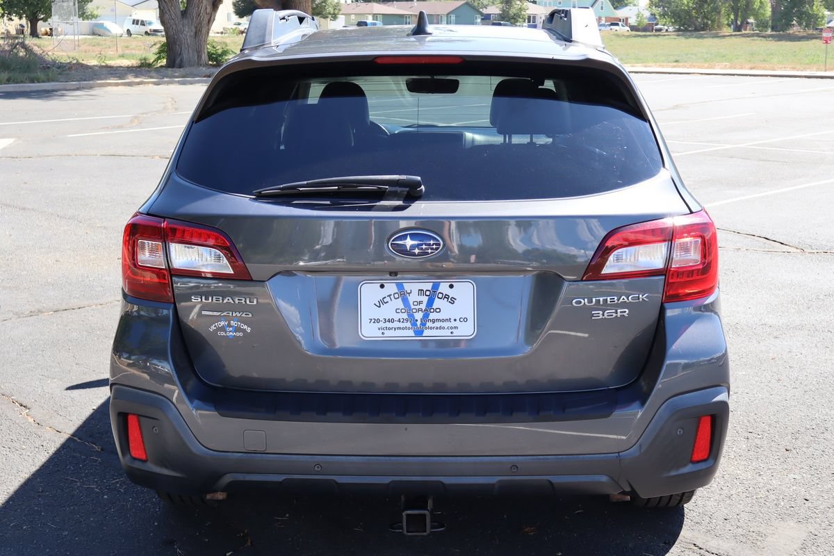 Used 2018 Subaru Outback 3.6R Limited AWD/4WD image 6