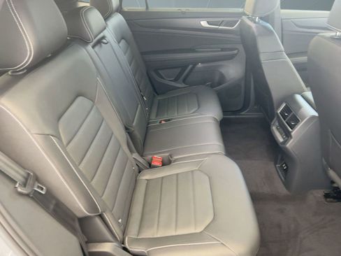 New 2026 Volkswagen Atlas Cross Sport SEL R-Line image 29