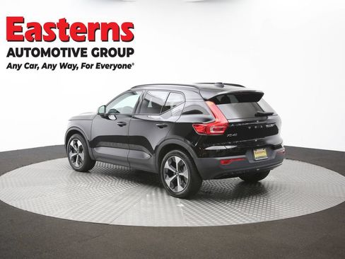 Used 2023 Volvo XC40 B4 Ultimate FWD image 58