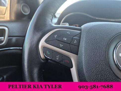 Used 2015 Jeep Grand Cherokee Limited image 36