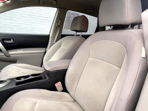 Used 2010 Nissan Rogue S w/ 360 Degree Value Pkg image 11