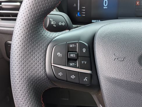 Used 2023 Ford Escape ST-Line w/ Tech Pack #1 FWD image 25