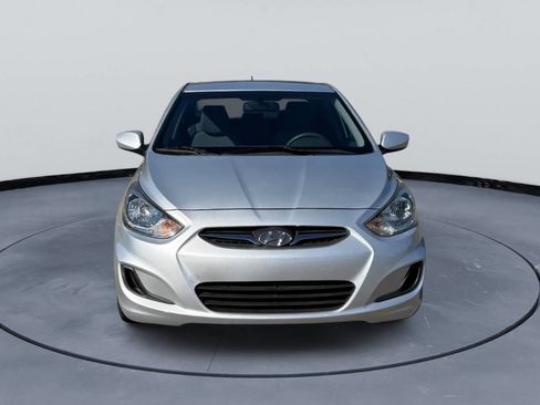 Used 2013 Hyundai Accent GLS image 3