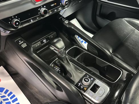 Used 2020 Kia Telluride S AWD/4WD image 31