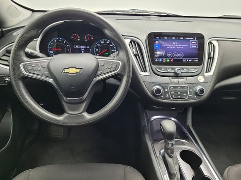Used 2022 Chevrolet Malibu LT image 22